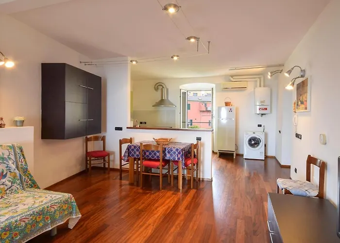 Nice Apartment In Moneglia With House Sea View